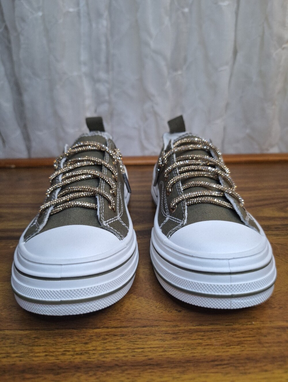 Very G Army Sage Green Glitter Lace Low-Top Platform Canvas Sneakers Size 7 - Picture 2 of 8